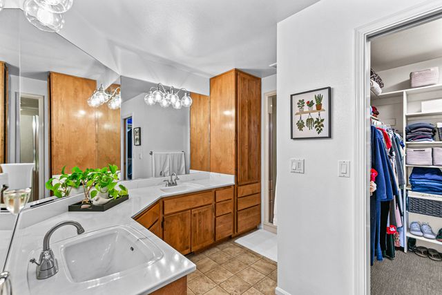 3115 Salishan Court, Medford, OR 97504