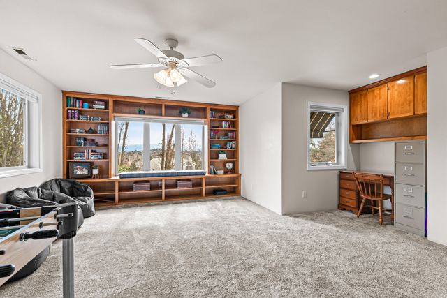 3115 Salishan Court, Medford, OR 97504