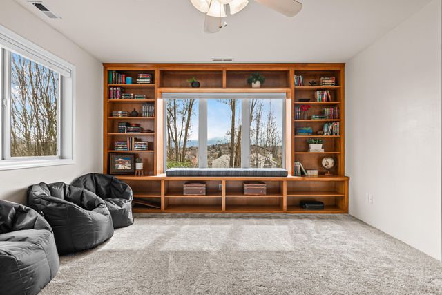 3115 Salishan Court, Medford, OR 97504