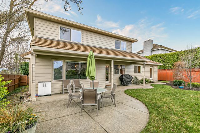 3115 Salishan Court, Medford, OR 97504