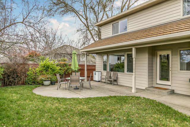 3115 Salishan Court, Medford, OR 97504