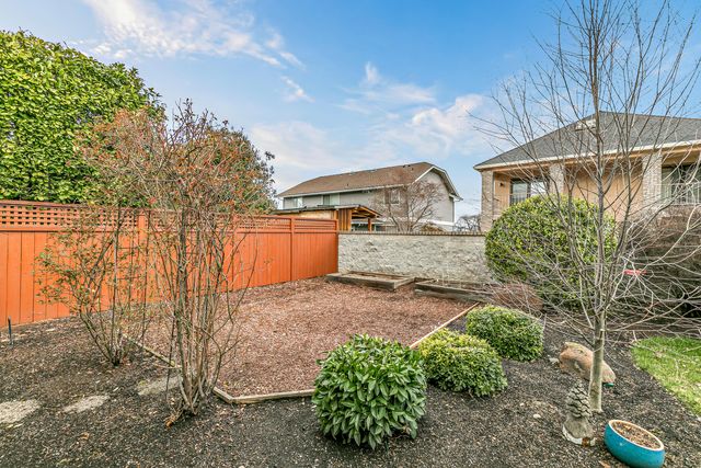 3115 Salishan Court, Medford, OR 97504