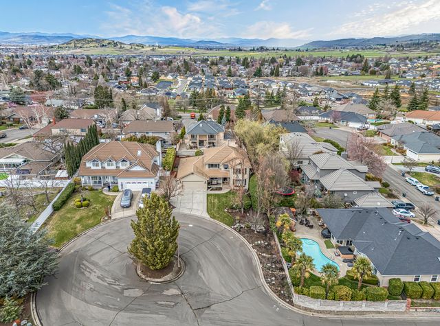 3115 Salishan Court, Medford, OR 97504