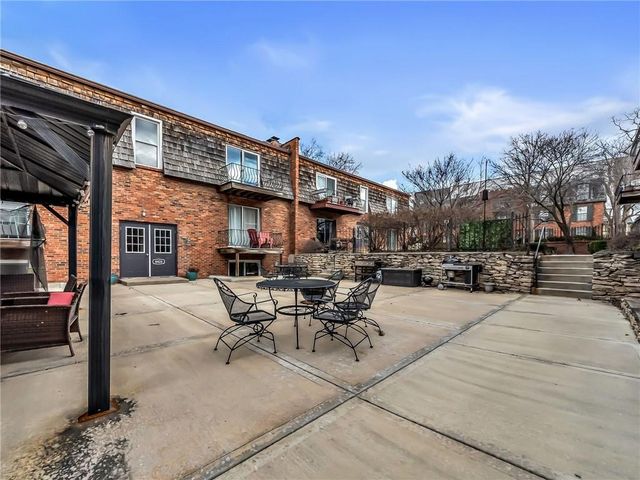 4426 Jarboe Street 5, Kansas City, MO 64111