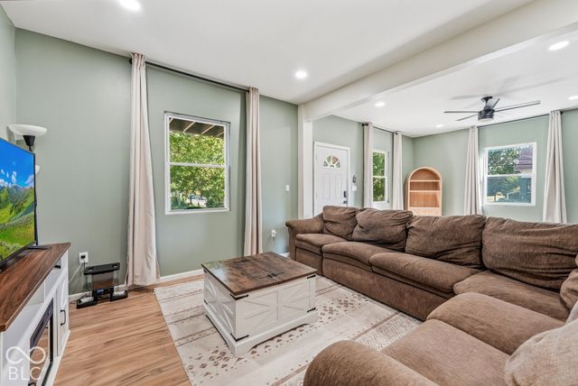 4002 Byram Avenue, Indianapolis, IN 46208