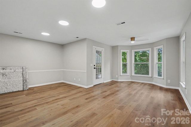 6260 Rosecroft Drive 6260, Charlotte, NC 28215