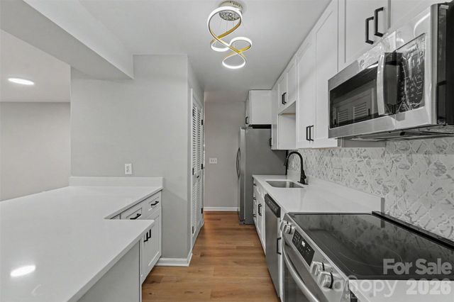 6260 Rosecroft Drive 6260, Charlotte, NC 28215