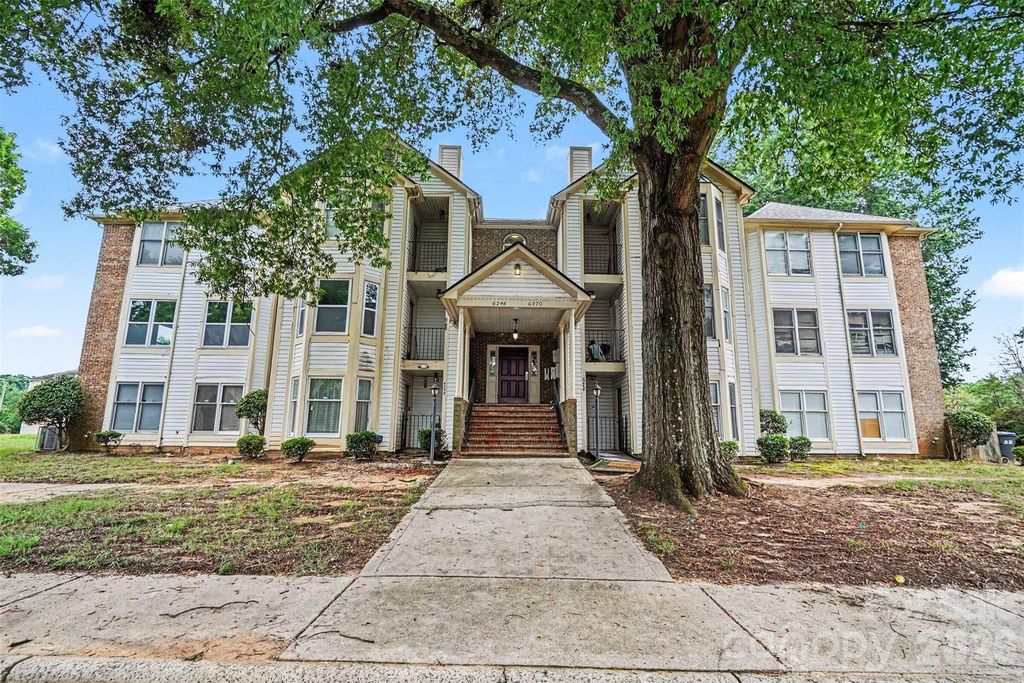 6260 Rosecroft Drive 6260, Charlotte, NC 28215