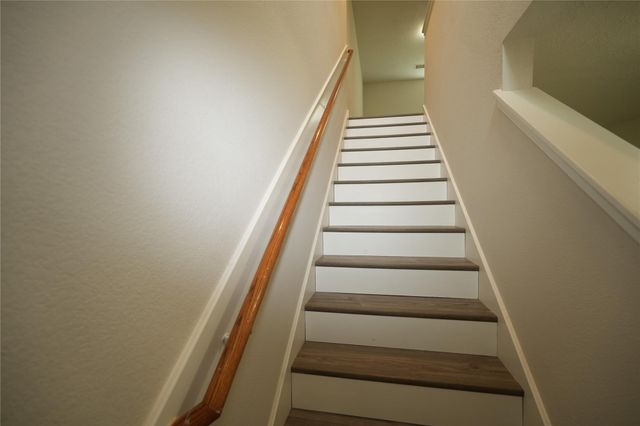 19010 Remington Springs Dr, Houston, TX 77073