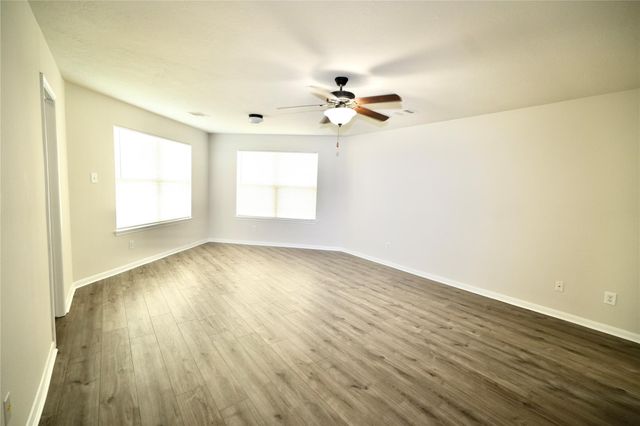 19010 Remington Springs Dr, Houston, TX 77073