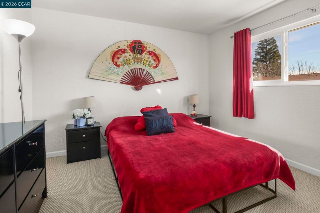 Image 16 of property listing at 61 61 Meadowbrook Cir, Pittsburg, CA 94565