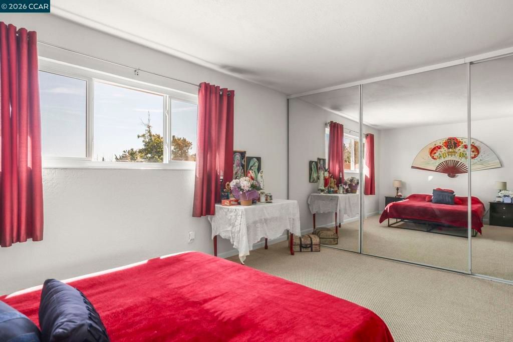 Image 17 of property listing at 61 61 Meadowbrook Cir, Pittsburg, CA 94565