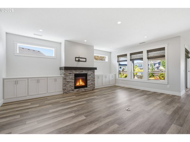 1285 S FIELDCREST Dr, Ridgefield, WA 98642