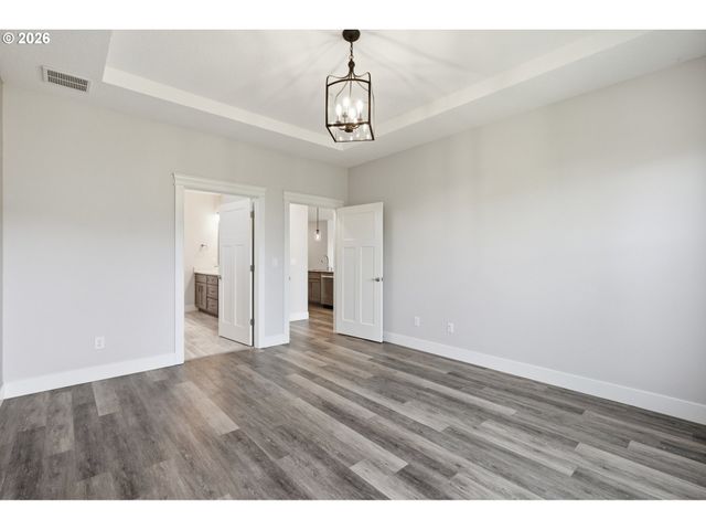 1285 S FIELDCREST Dr, Ridgefield, WA 98642