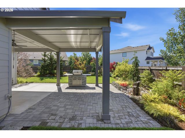 1285 S FIELDCREST Dr, Ridgefield, WA 98642
