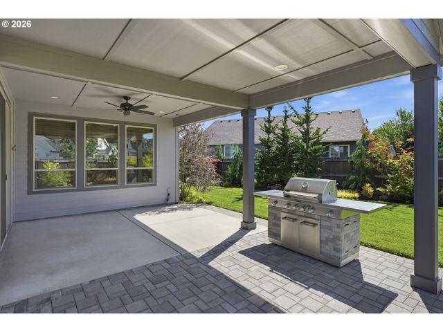 1285 S FIELDCREST Dr, Ridgefield, WA 98642