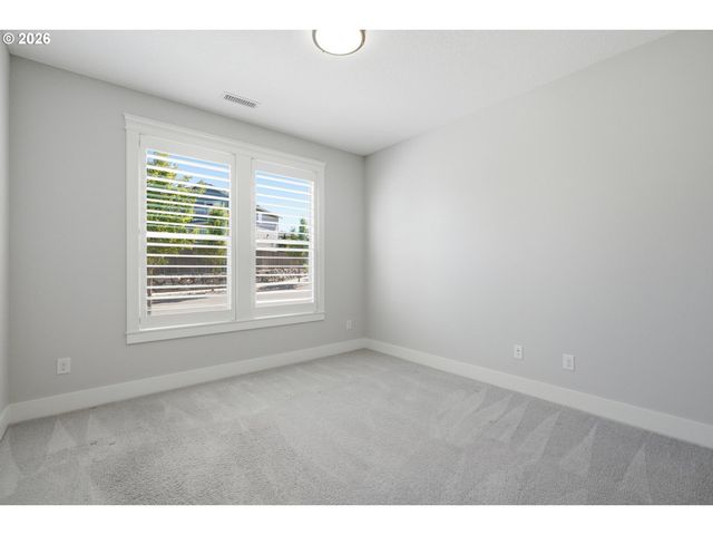 1285 S FIELDCREST Dr, Ridgefield, WA 98642