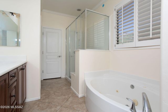 10706 N Hewitt Place, Oro Valley, AZ 85737