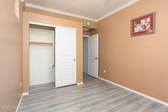 10706 N Hewitt Place, Oro Valley, AZ 85737