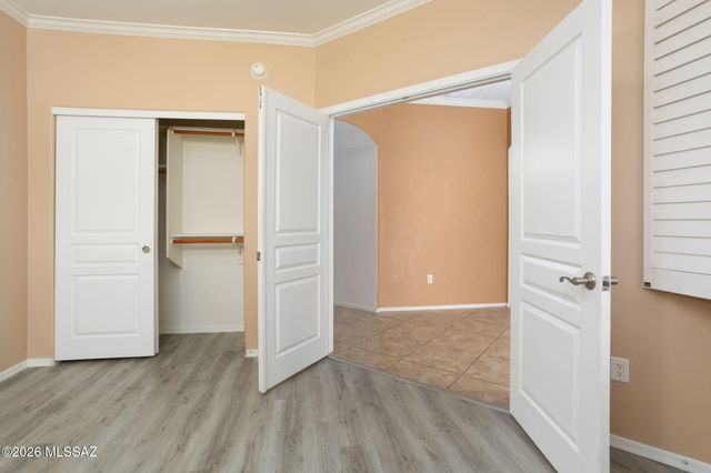 10706 N Hewitt Place, Oro Valley, AZ 85737