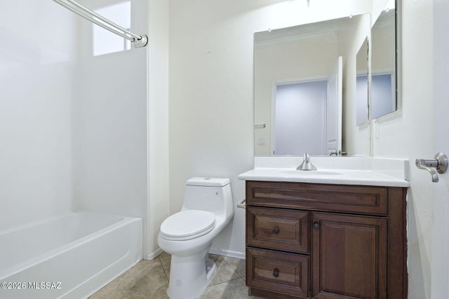 10706 N Hewitt Place, Oro Valley, AZ 85737
