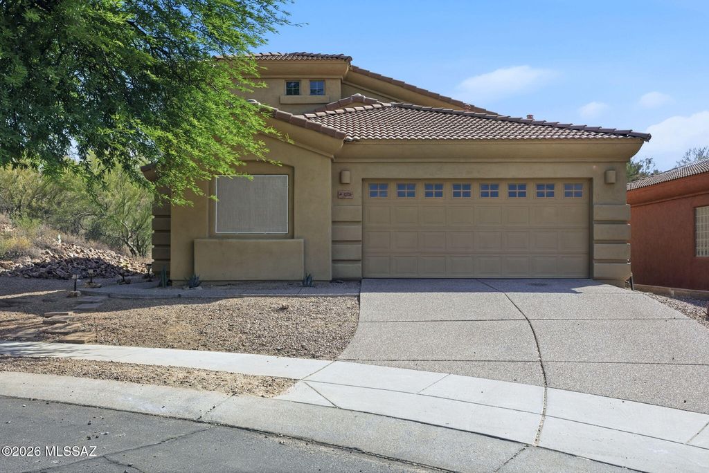 10706 N Hewitt Place, Oro Valley, AZ 85737