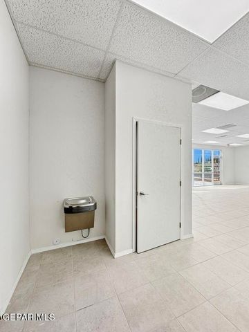 3300 GEORGE DIETER Drive, El Paso, TX 79936