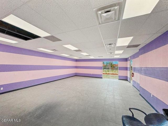 3300 GEORGE DIETER Drive, El Paso, TX 79936