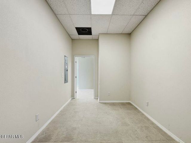 3300 GEORGE DIETER Drive, El Paso, TX 79936