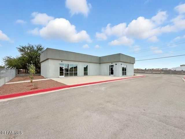 3300 GEORGE DIETER Drive, El Paso, TX 79936