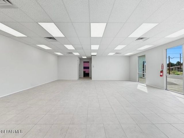 3300 GEORGE DIETER Drive, El Paso, TX 79936