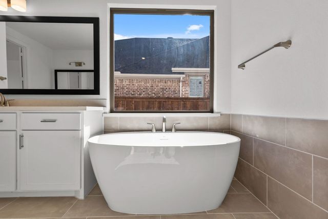 2302 Sarah Drive, Rockwall, TX 75087