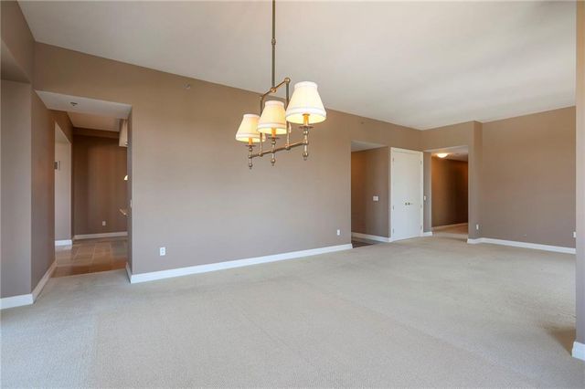 4950 Central Street 1001, Kansas City, MO 64112