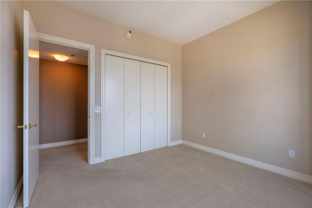 4950 Central Street 1001, Kansas City, MO 64112