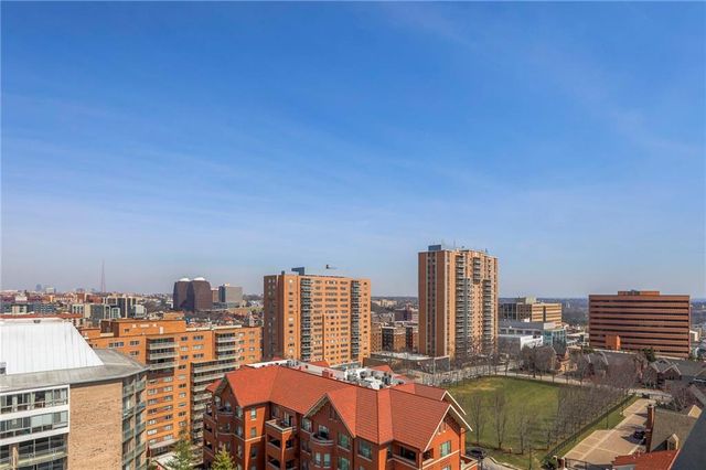 4950 Central Street 1001, Kansas City, MO 64112