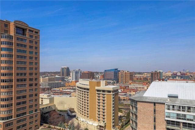 4950 Central Street 1001, Kansas City, MO 64112