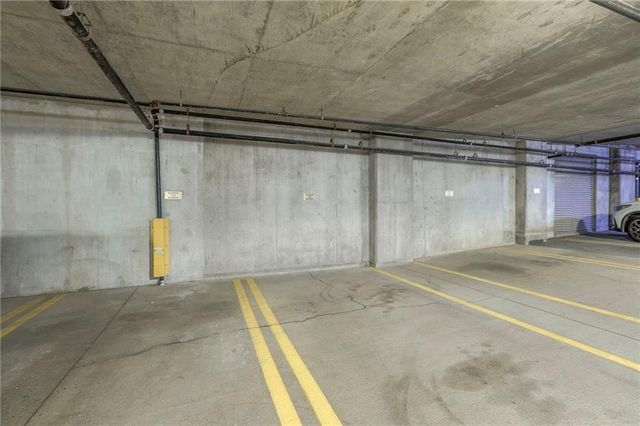 4950 Central Street 1001, Kansas City, MO 64112