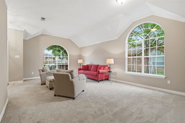 1232 Michael Avenue, Lewisville, TX 75077