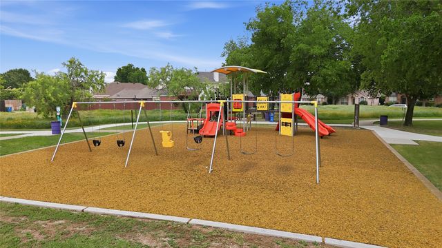 1232 Michael Avenue, Lewisville, TX 75077