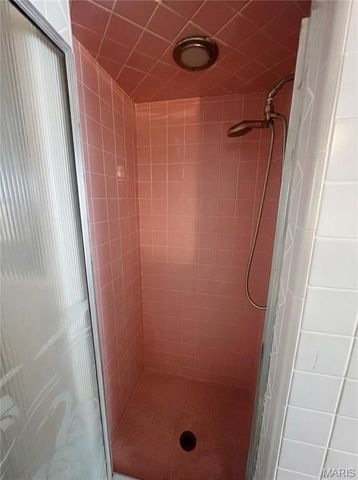 7522 Amherst Avenue, University City, MO 63130