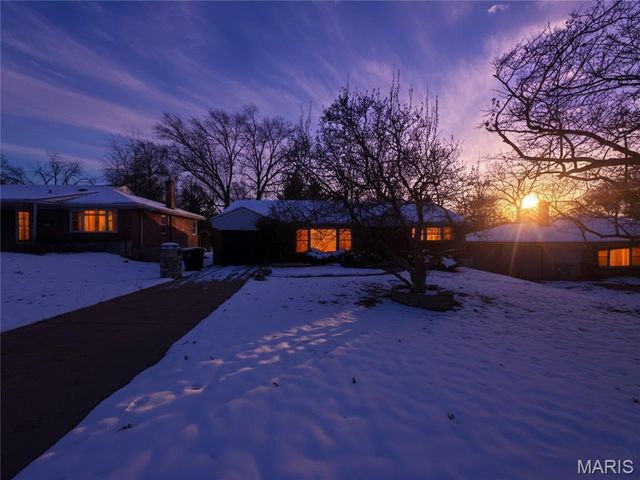 7522 Amherst Avenue, University City, MO 63130