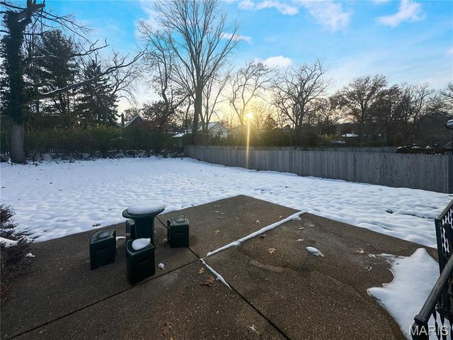 7522 Amherst Avenue, University City, MO 63130