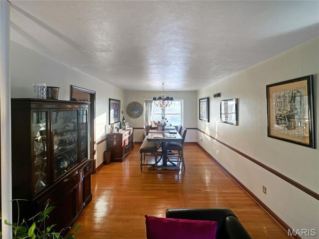 7522 Amherst Avenue, University City, MO 63130