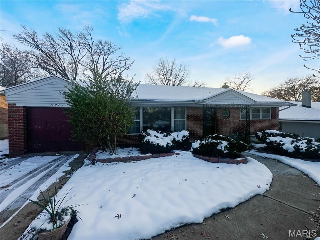 7522 Amherst Avenue, University City, MO 63130