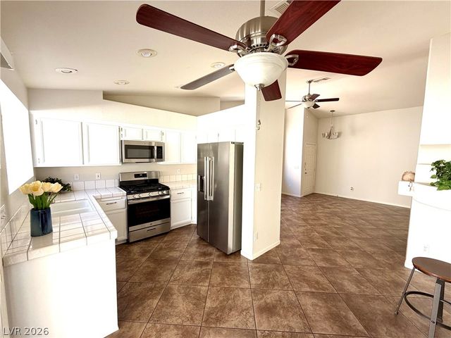 1813 Lyell Canyon Lane, Las Vegas, NV 89134