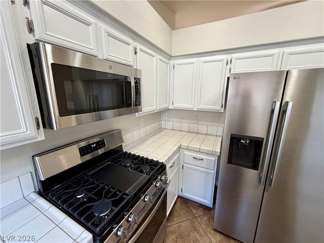 1813 Lyell Canyon Lane, Las Vegas, NV 89134