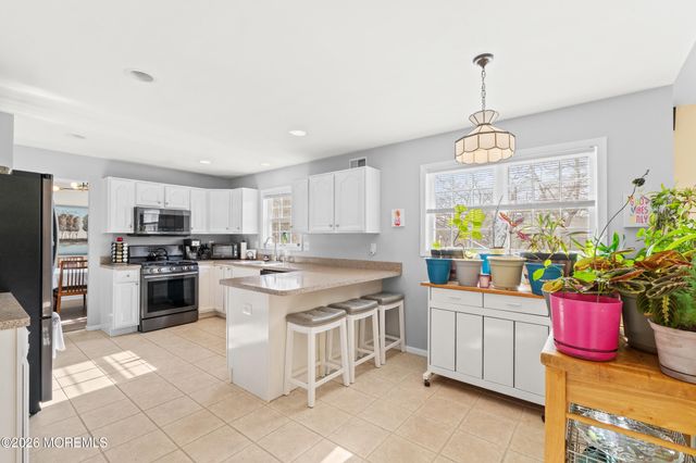 1409 Cable Avenue, Beachwood, NJ 08722