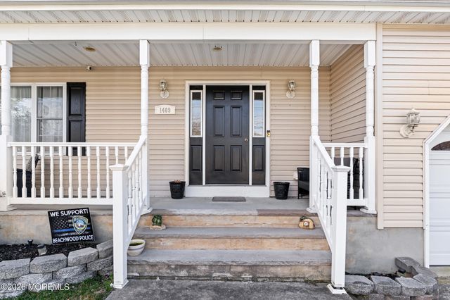 1409 Cable Avenue, Beachwood, NJ 08722