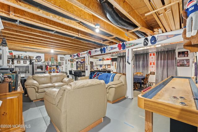 1409 Cable Avenue, Beachwood, NJ 08722