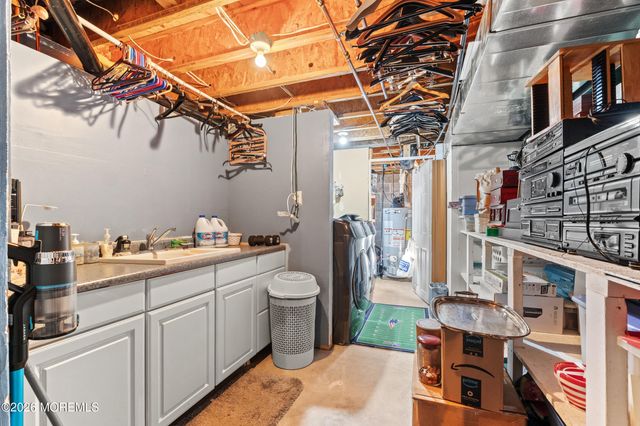 1409 Cable Avenue, Beachwood, NJ 08722